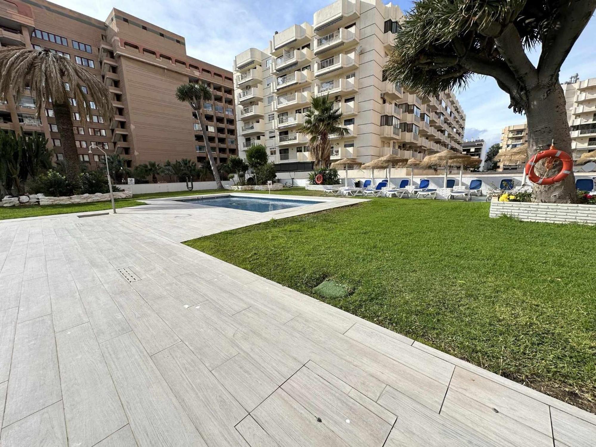 Estudio Pyr Privado Frente Al Puerto De Фуенхірола Екстер'єр фото