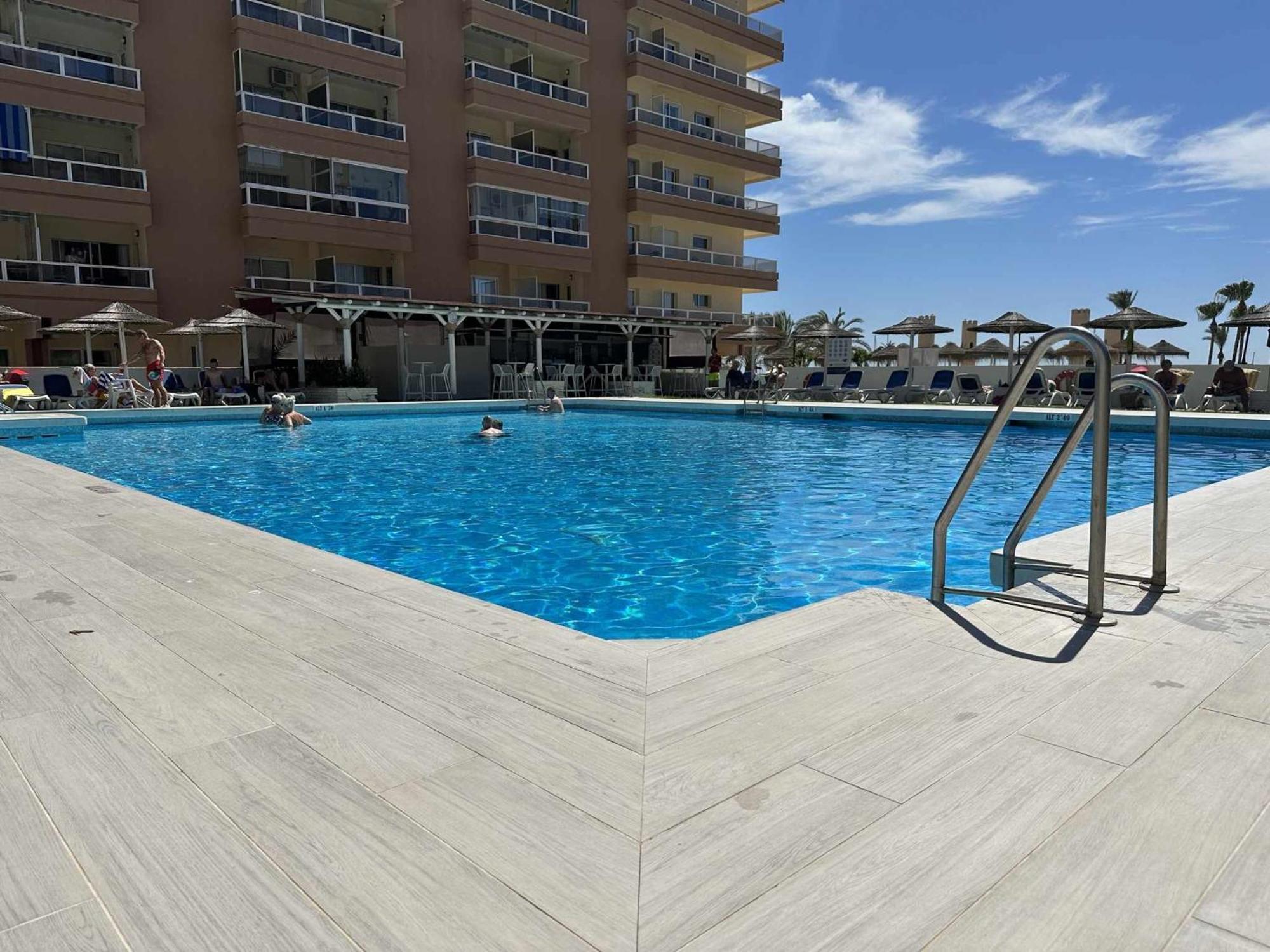 Estudio Pyr Privado Frente Al Puerto De Фуенхірола Екстер'єр фото